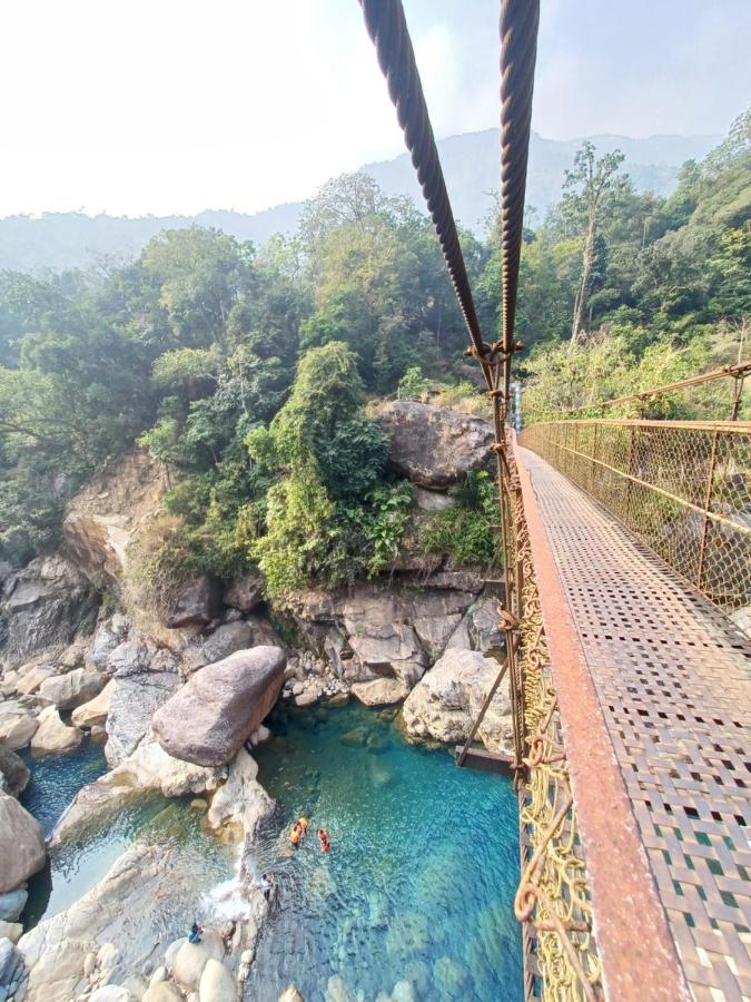 Odyssey Stays Nongriat - 3Kms Trek From Main Road เชร์ราปุนจี ภายนอก รูปภาพ